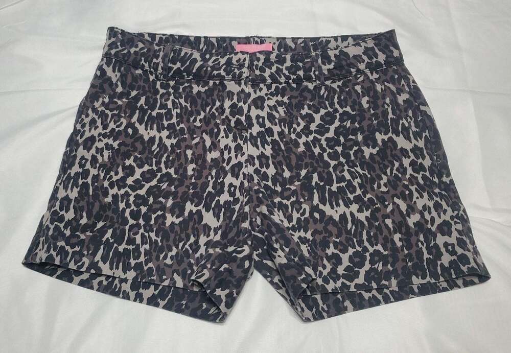 Isaac Mizrahi New York Leopard Print Shorts Size 8